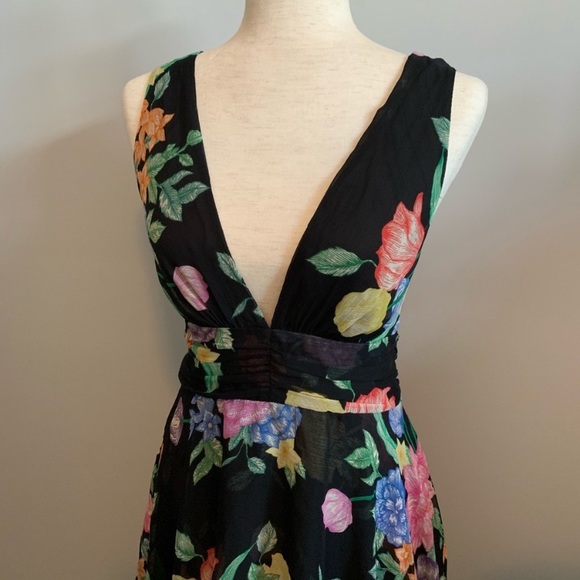 TOPSHOP Black Floral Pinafore Plunge Dress NWT - Picture 6 of 8